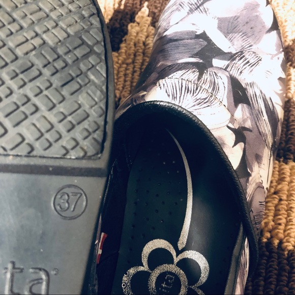 Sanita Danish Clogs - Picture 4 of 4